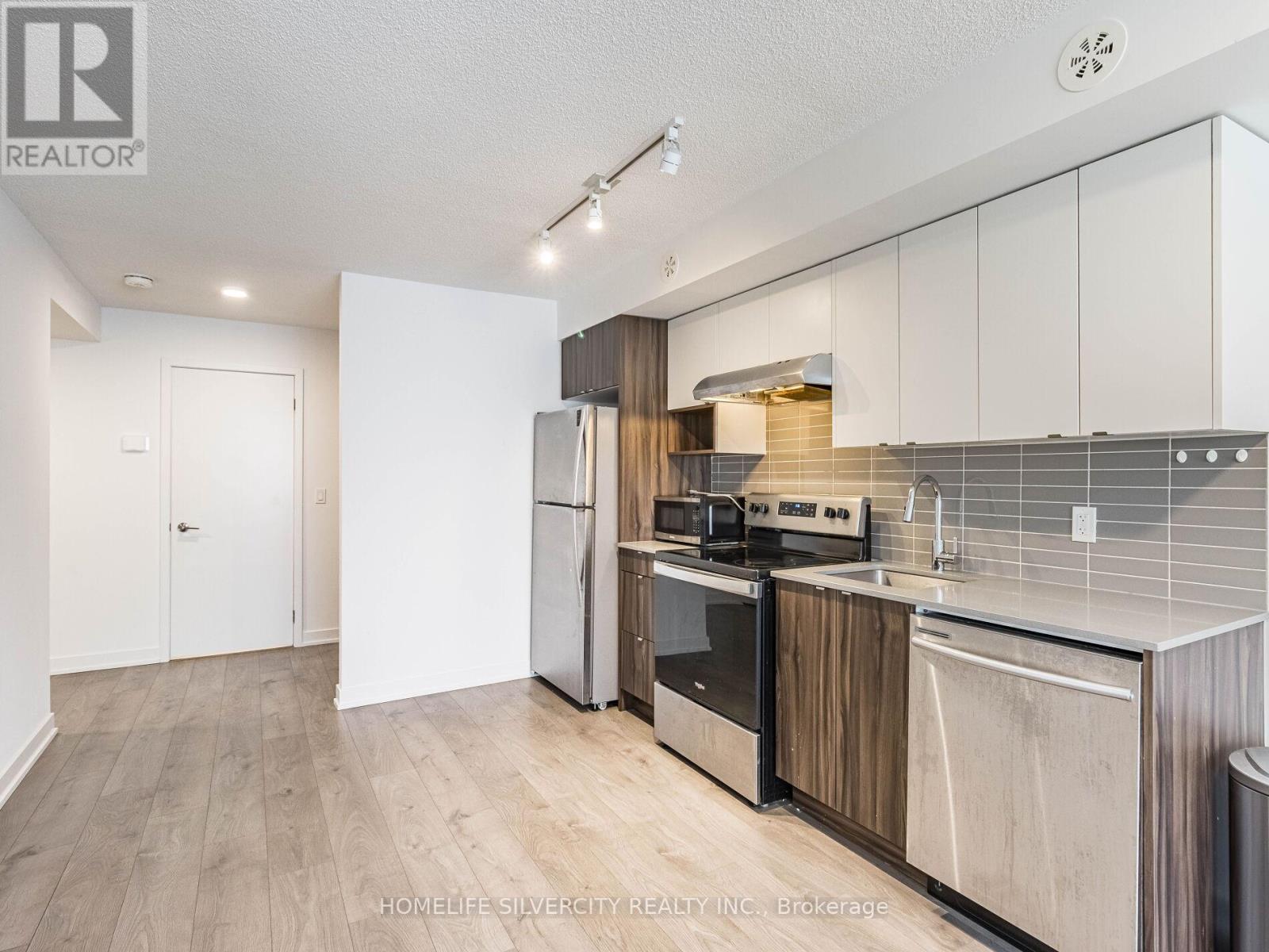 Photo 10 of 403 1141 Cooke Boulevard, Burlington ON