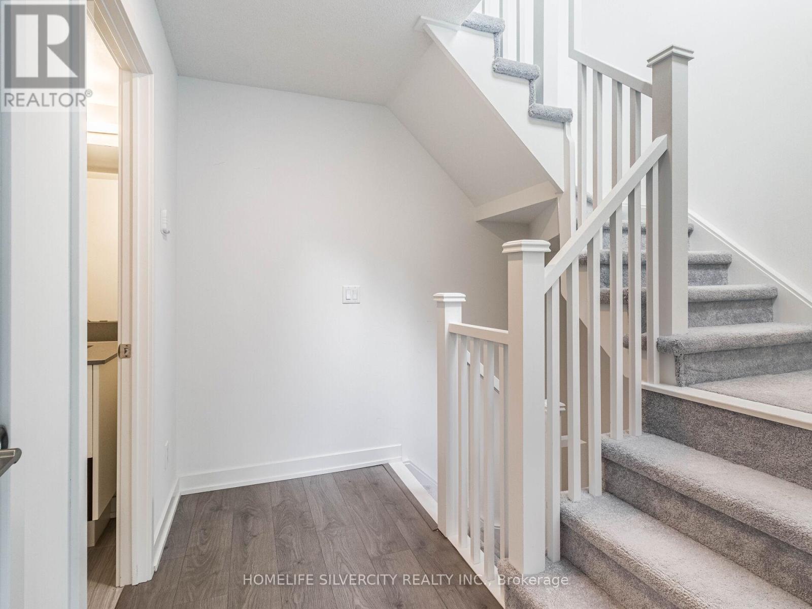 Photo 21 of 403 1141 Cooke Boulevard, Burlington ON