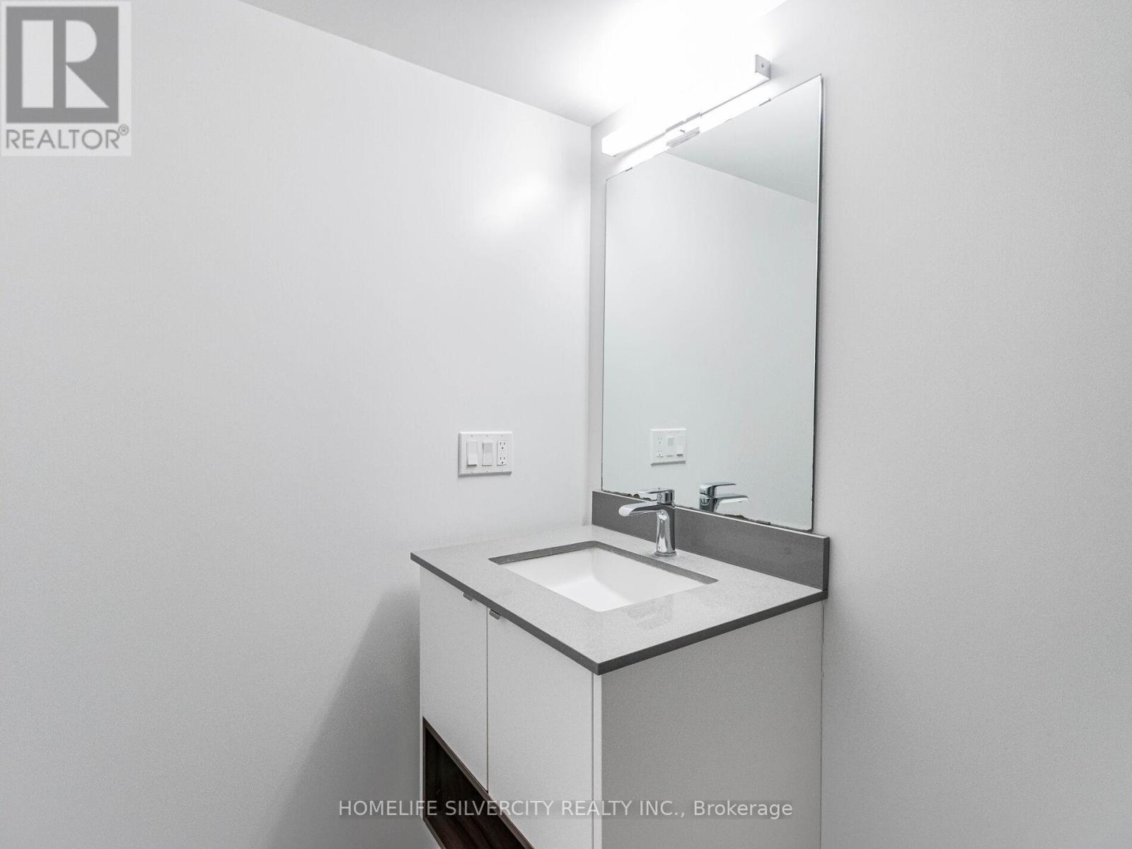 Photo 7 of 403 1141 Cooke Boulevard, Burlington ON
