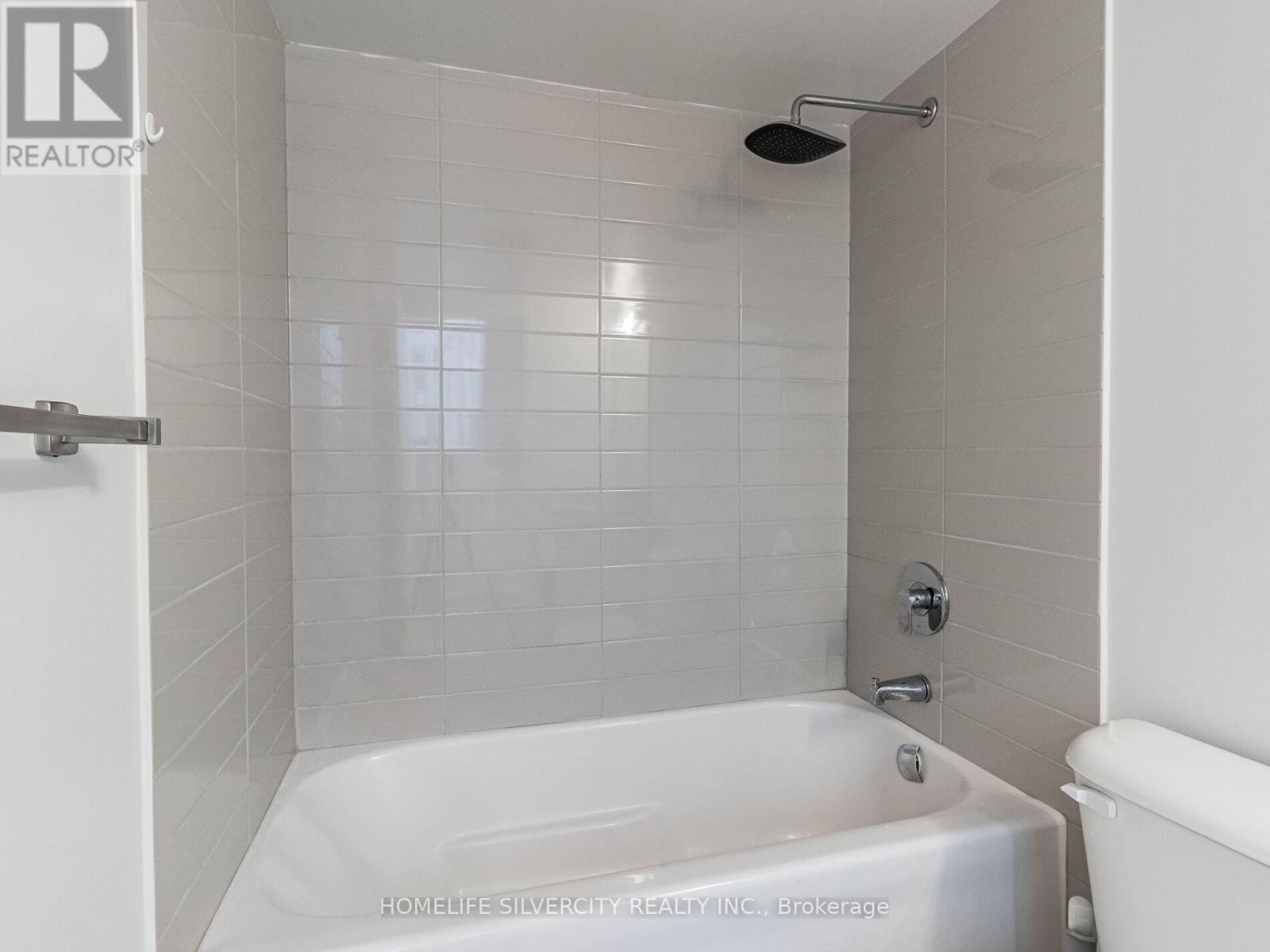 Photo 12 of 403 1141 Cooke Boulevard, Burlington ON