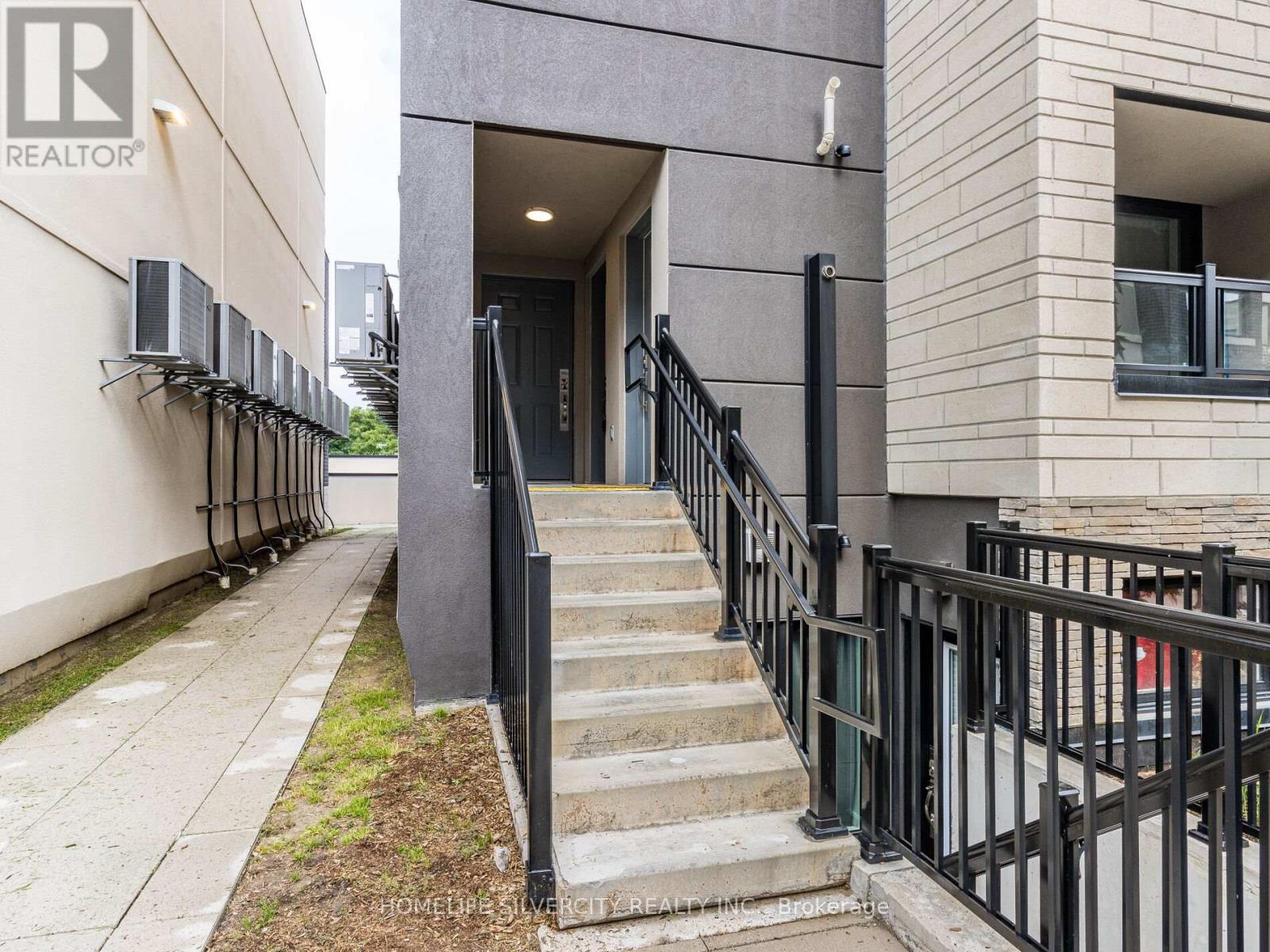 Photo 2 of 403 1141 Cooke Boulevard, Burlington ON