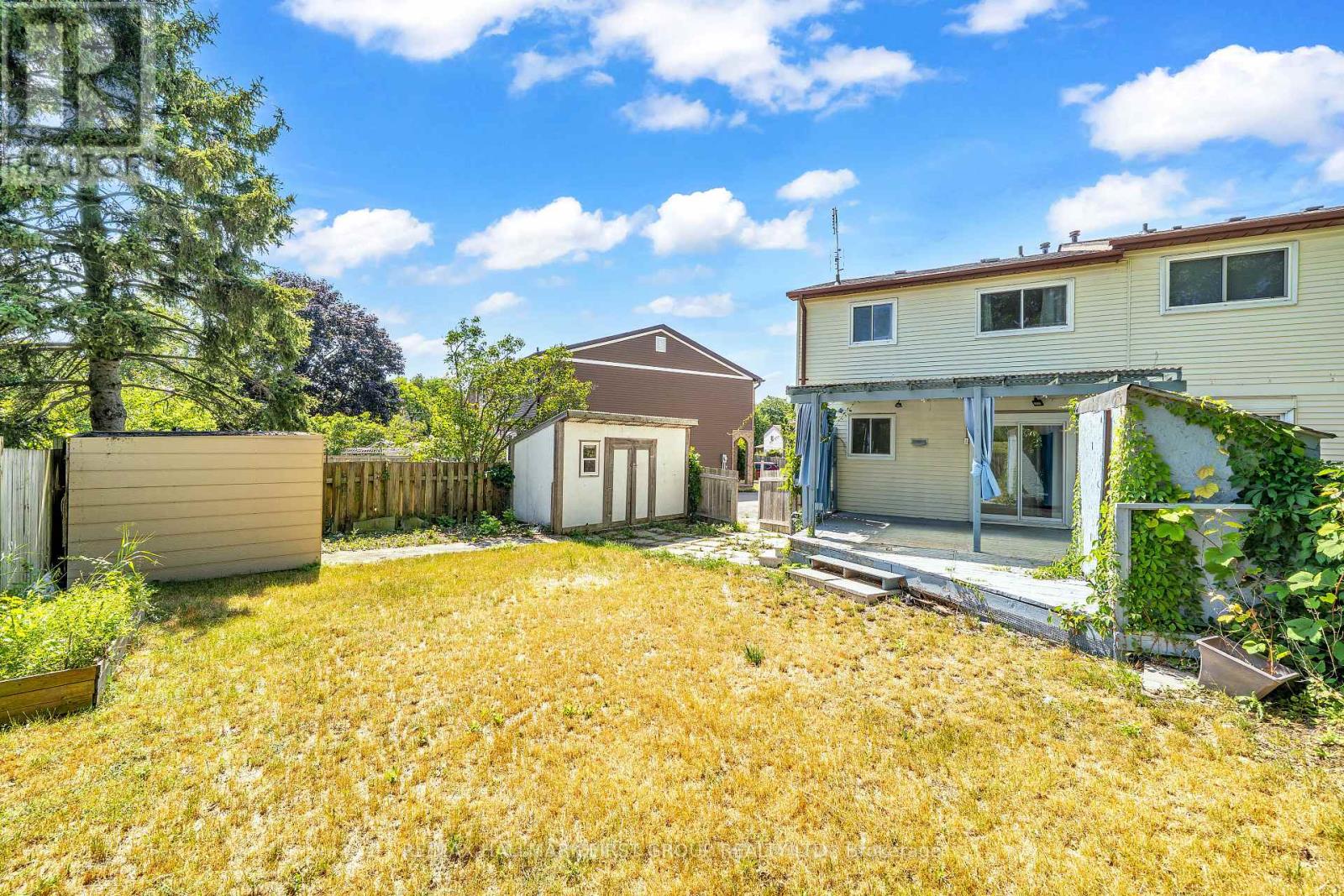 Photo 37 of 195 Castlebar Crescent, Oshawa ON