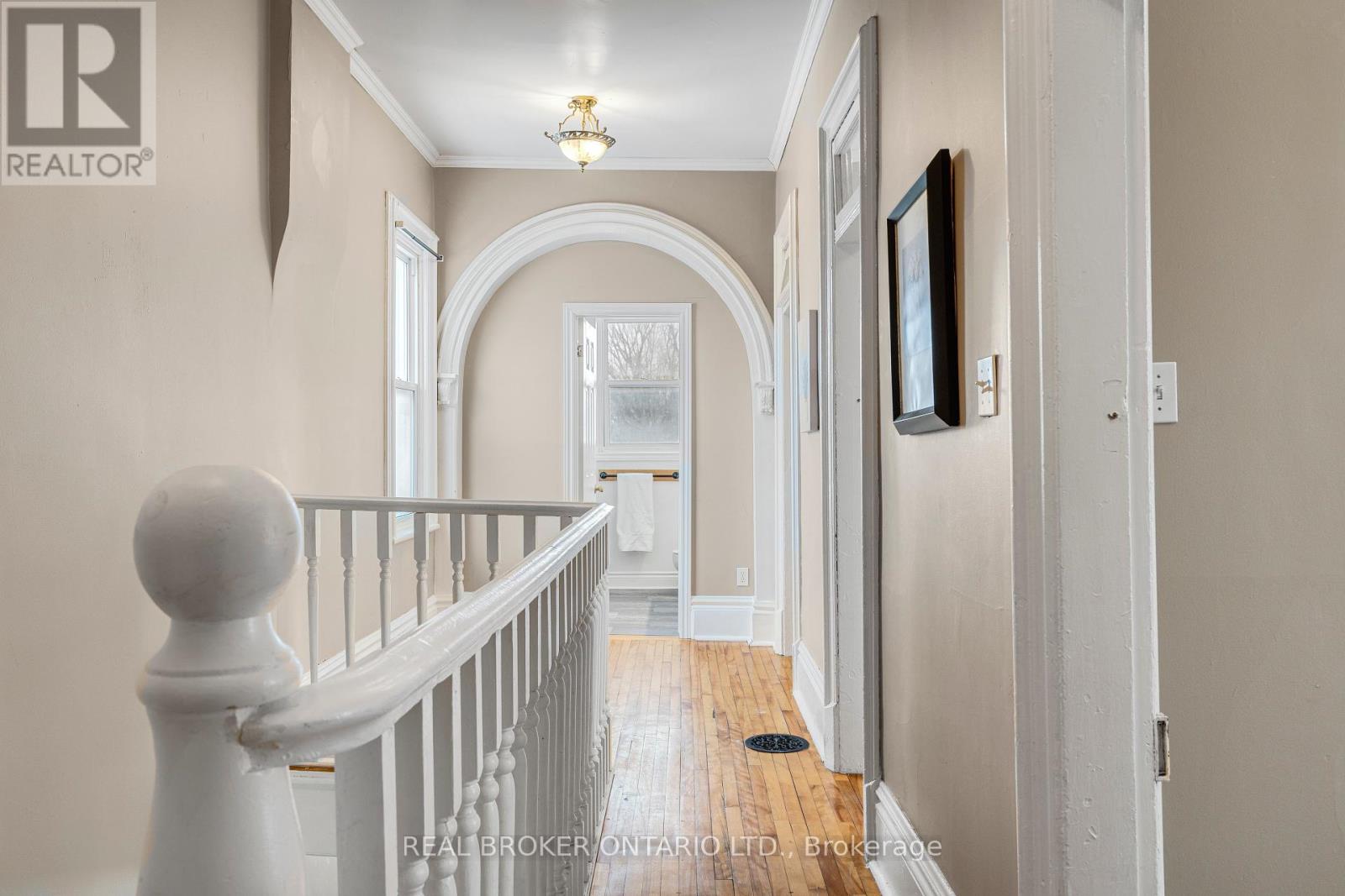 Photo 40 of 42 Daniel Street N, Arnprior ON