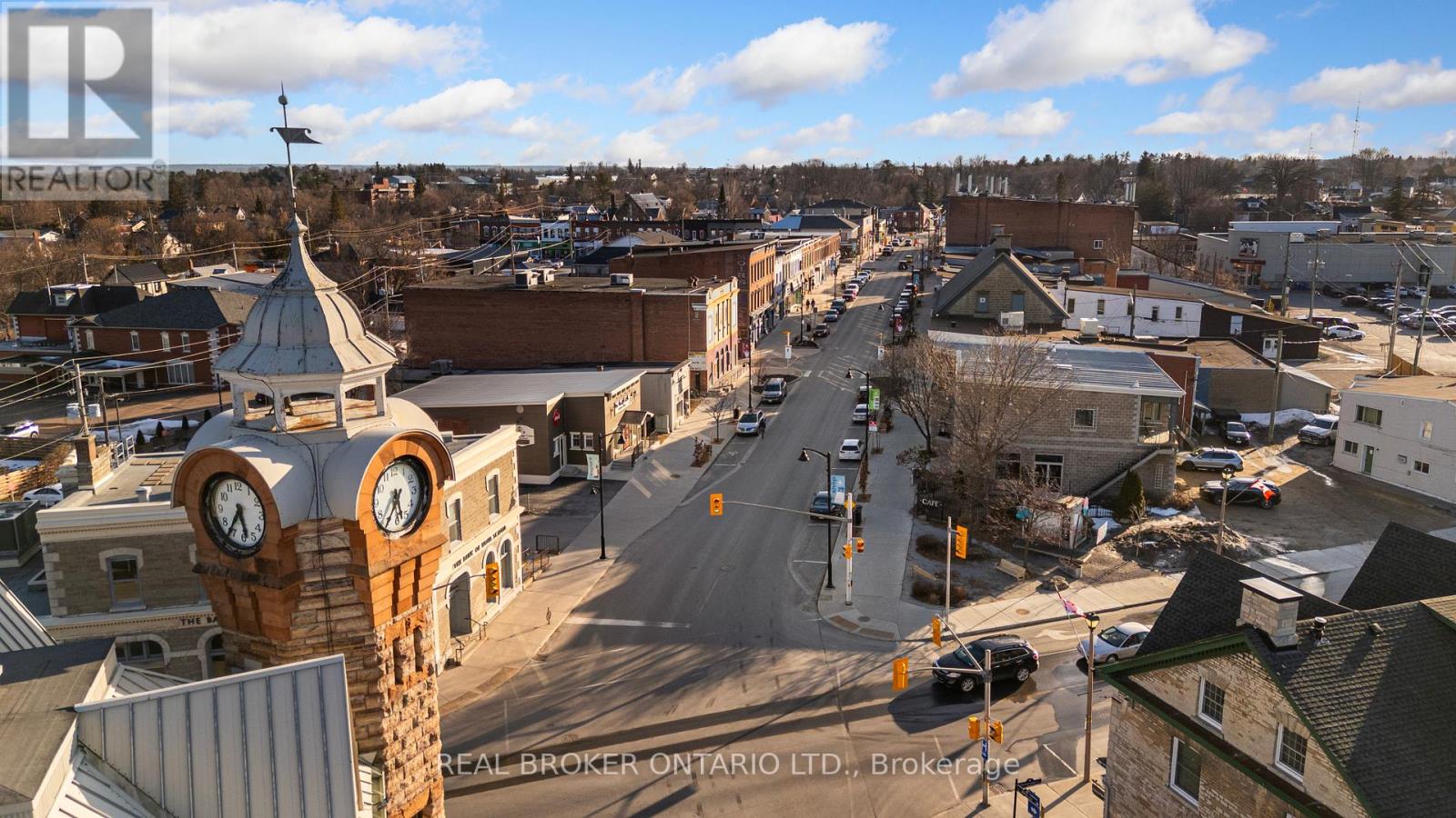Photo 38 of 42 Daniel Street N, Arnprior ON