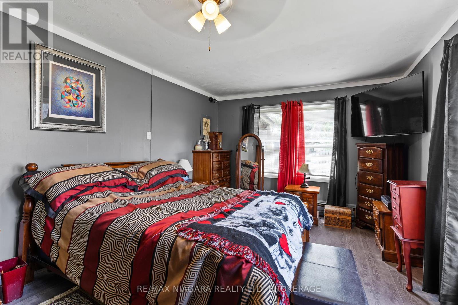 Photo 7 of 549 Ferndale Avenue, Fort Erie ON