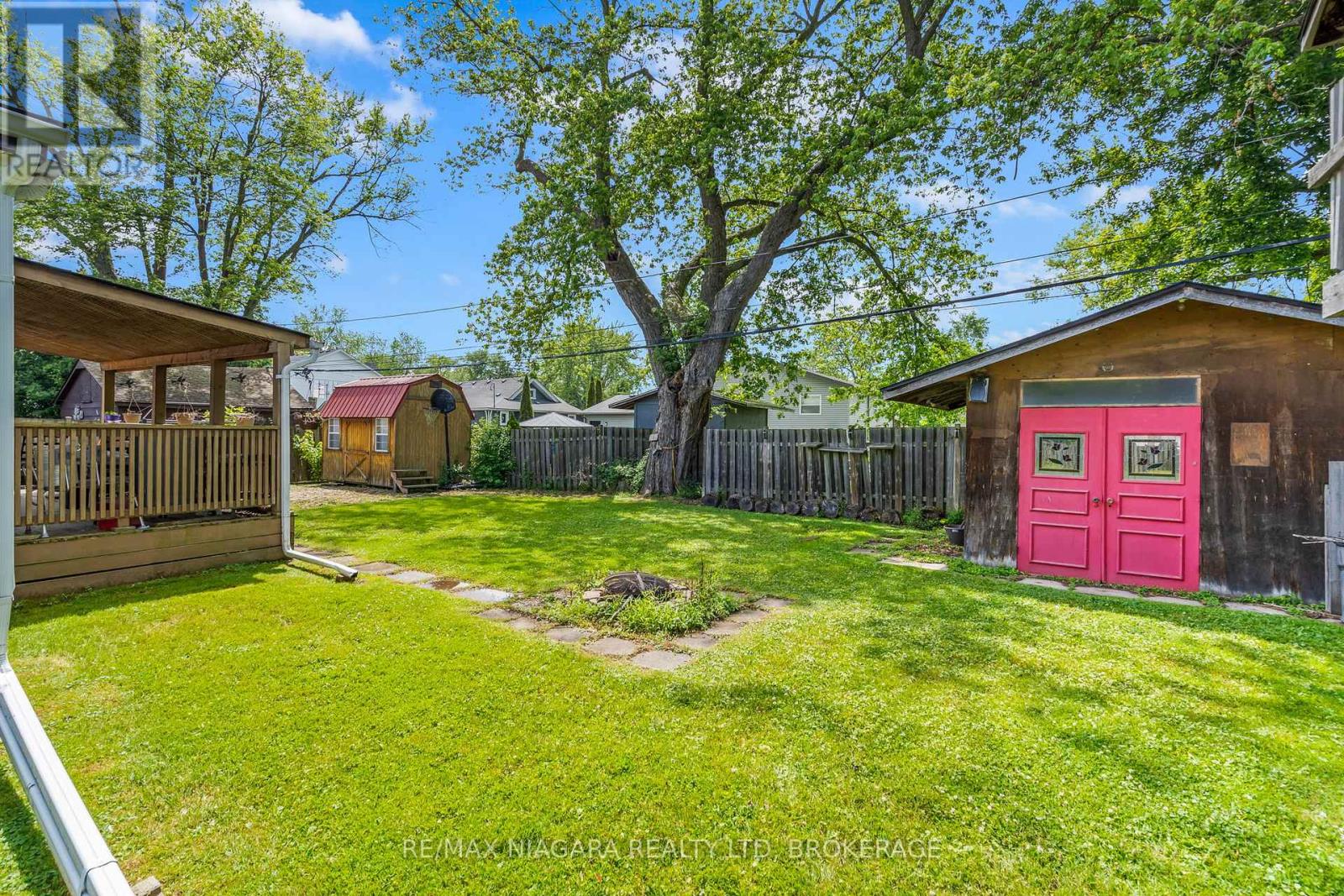Photo 8 of 549 Ferndale Avenue, Fort Erie ON