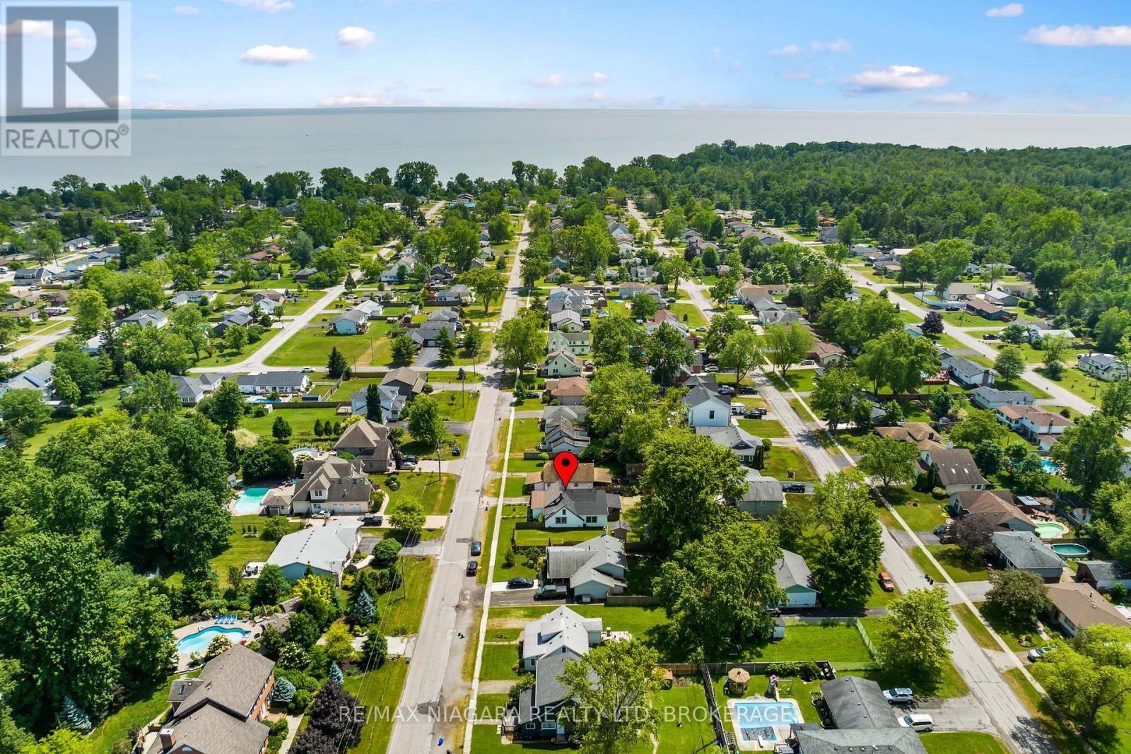 Photo 4 of 549 Ferndale Avenue, Fort Erie ON