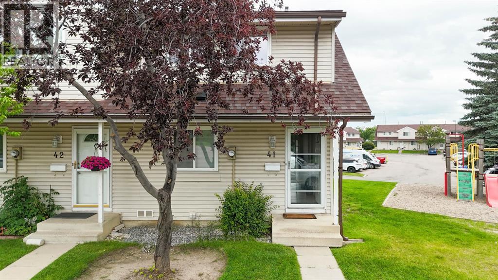 41, 1515 Falconridge Drive NE, Calgary, Alberta