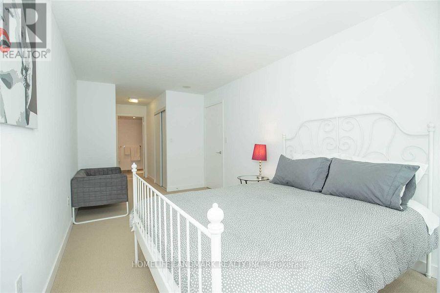 Photo 22 of G 17 26 Capreol Court, Toronto ON