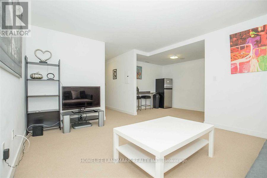 Photo 14 of G 17 26 Capreol Court, Toronto ON