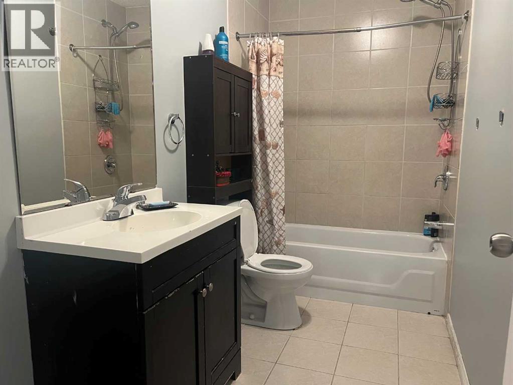 Single Family House for Sale in  Saddlebrook Common NE Saddle Ridge Calgary 