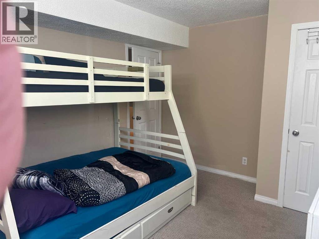 Single Family House for Sale in  Saddlebrook Common NE Saddle Ridge Calgary 