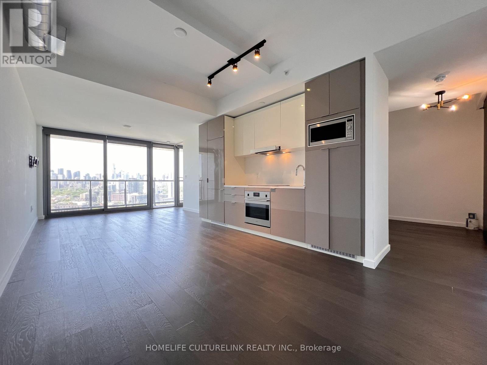 Photo 18 of 2504 170 Bayview Avenue, Toronto ON