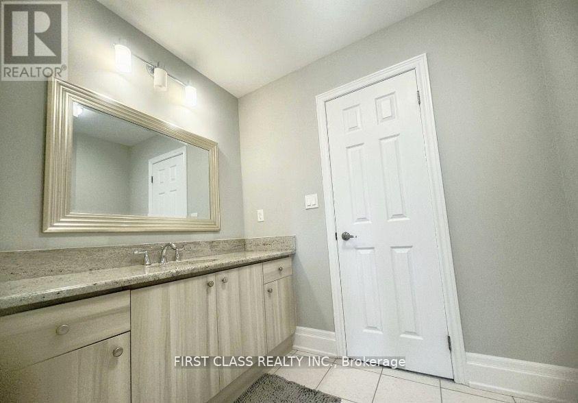 Photo 13 of 9 Wiley Avenue, Richmond Hill ON