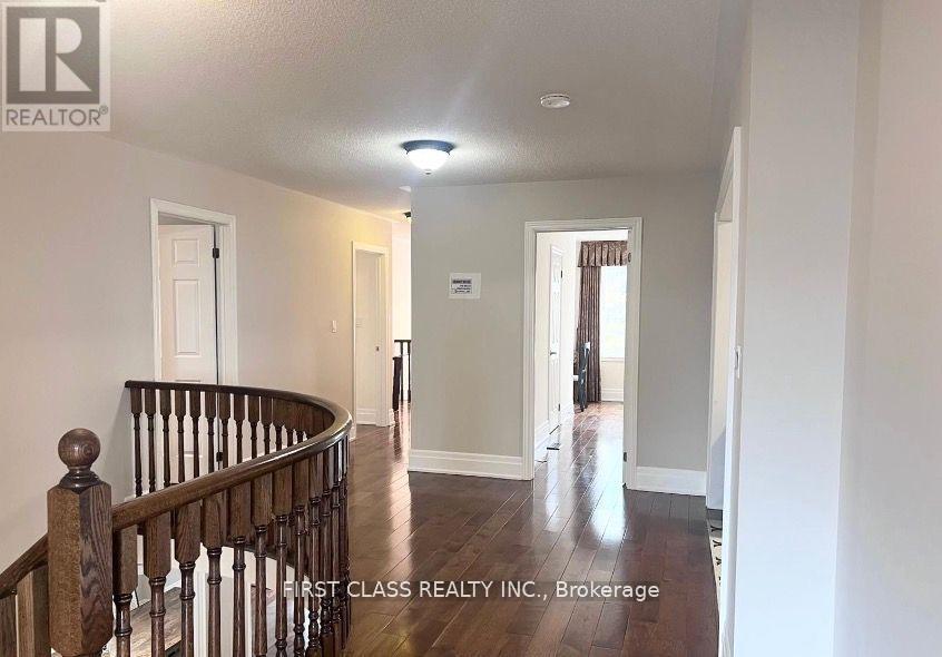 Photo 18 of 9 Wiley Avenue, Richmond Hill ON