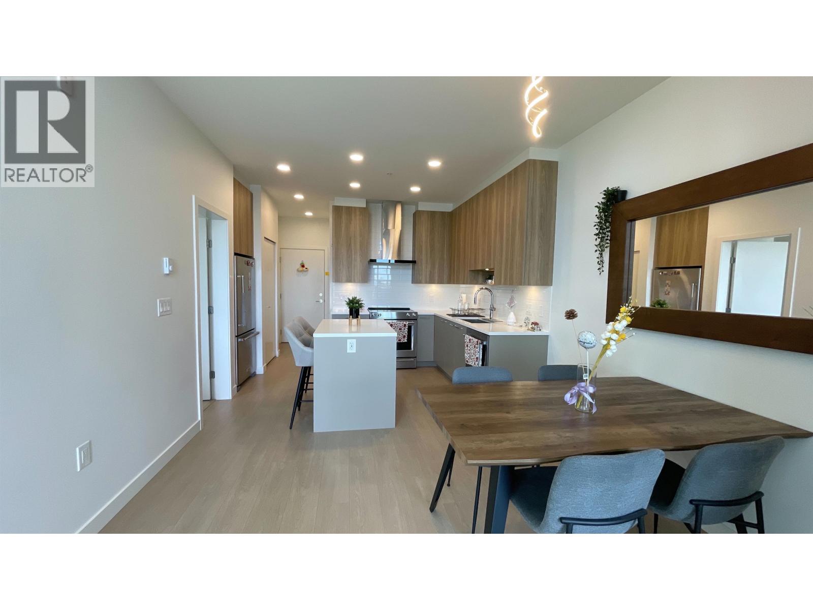 Photo 14 of 614 7599 15th Street, Burnaby BC