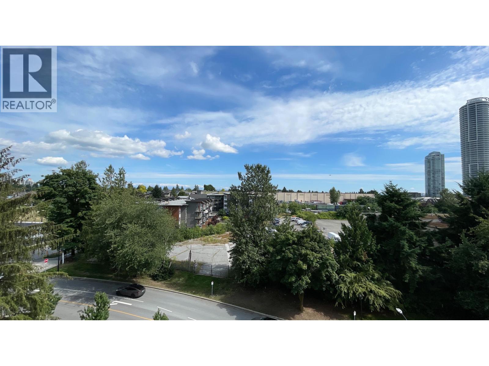 Photo 11 of 614 7599 15th Street, Burnaby BC