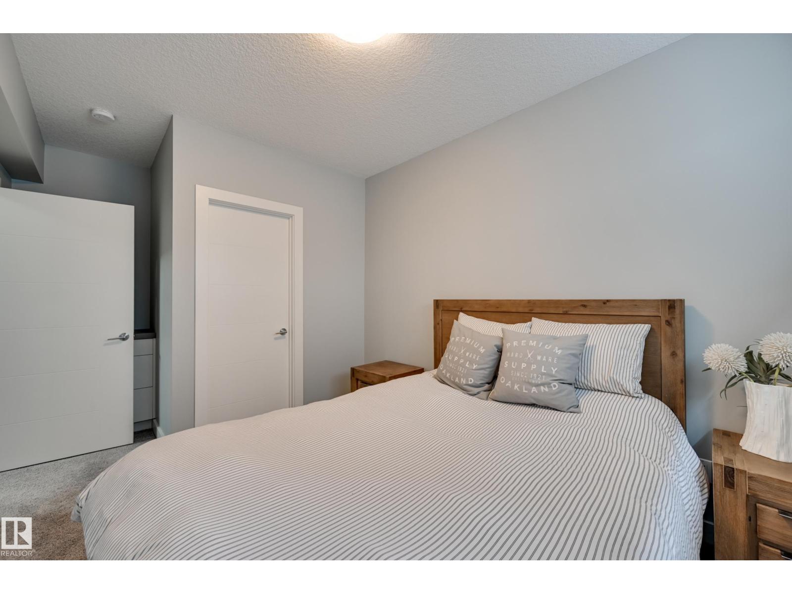 Photo 46 of 1311 Hainstock Wy Sw, Edmonton AB