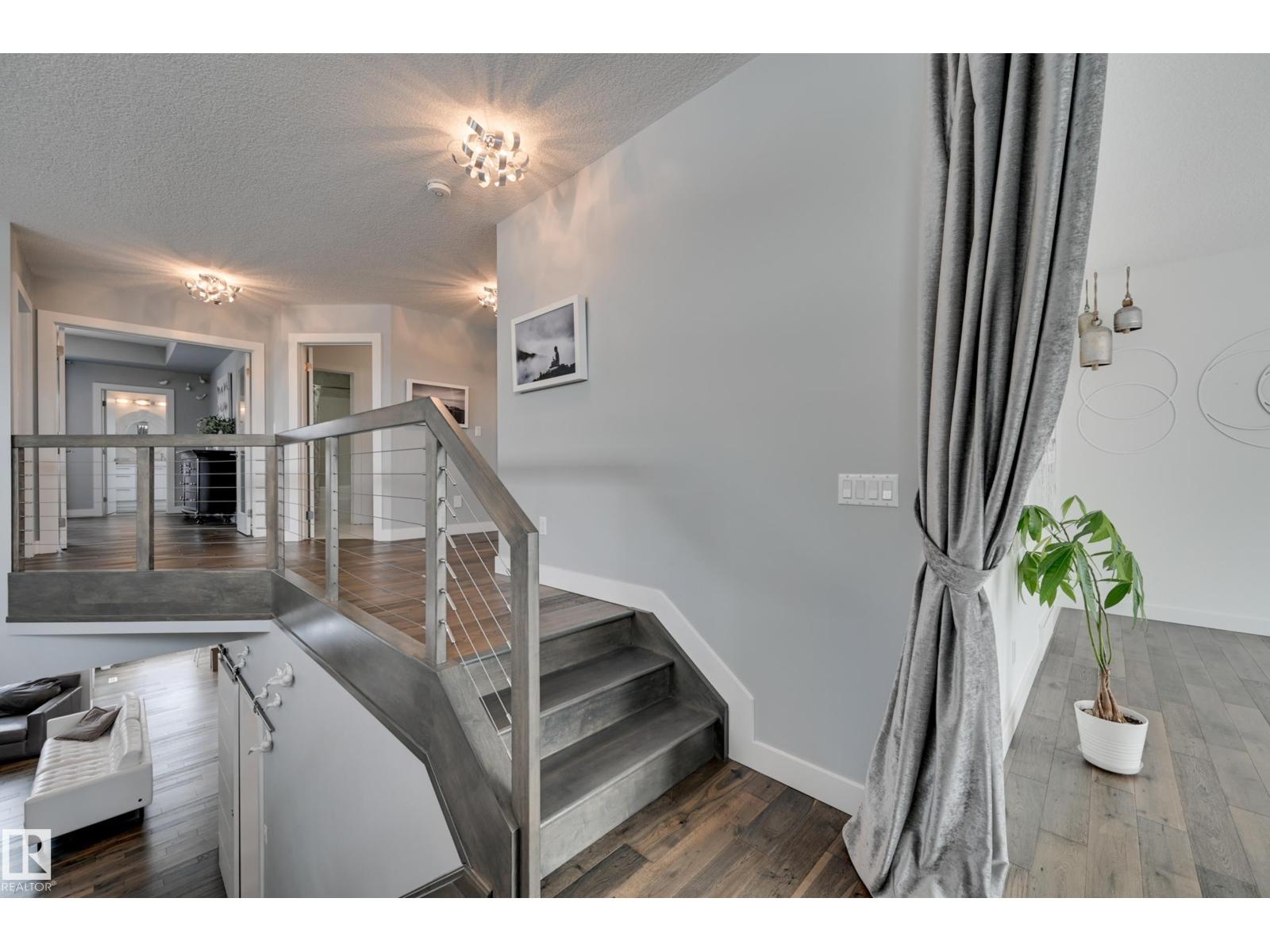Photo 21 of 1311 Hainstock Wy Sw, Edmonton AB