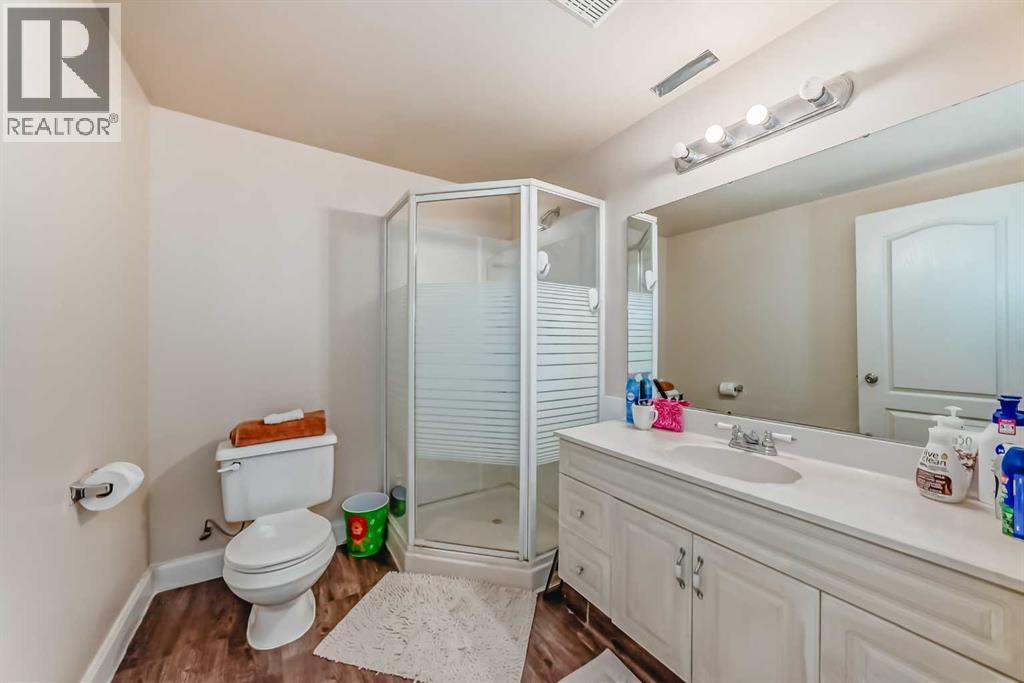 Single Family House for Sale in  Templeton Road NE Temple Calgary 