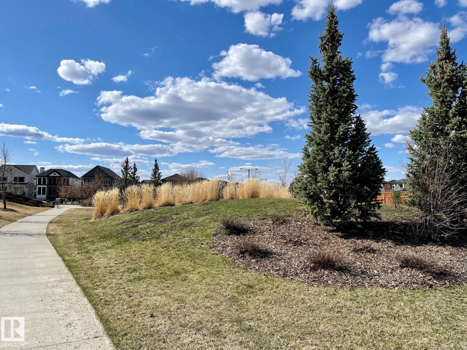 Photo 53 of 1311 Hainstock Wy Sw, Edmonton AB