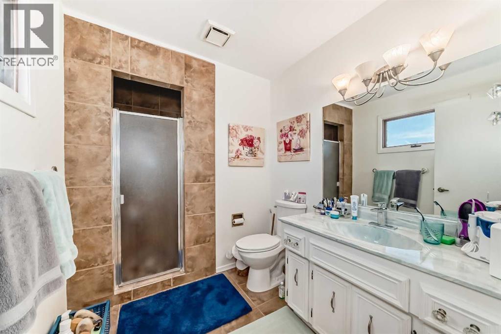 Single Family House for Sale in  Templeton Road NE Temple Calgary 