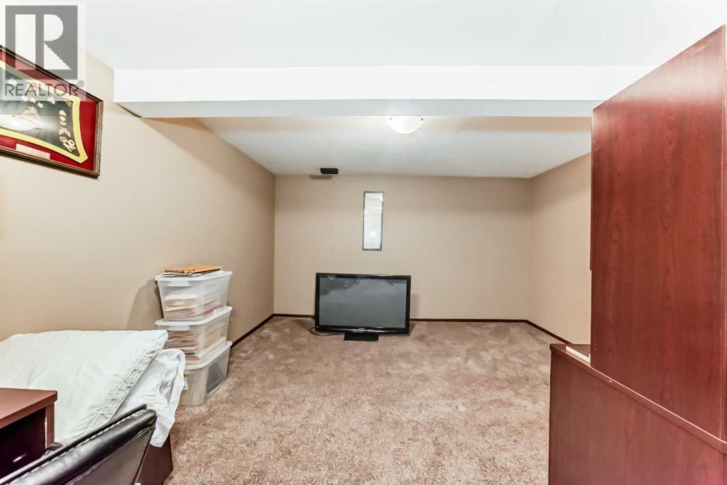 Single Family House for Sale in  Templeton Road NE Temple Calgary 