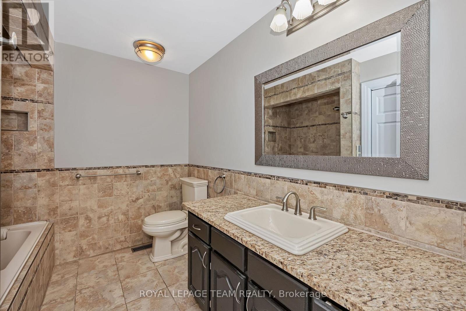 Photo 14 of 28 Barnhart Drive, South Stormont ON