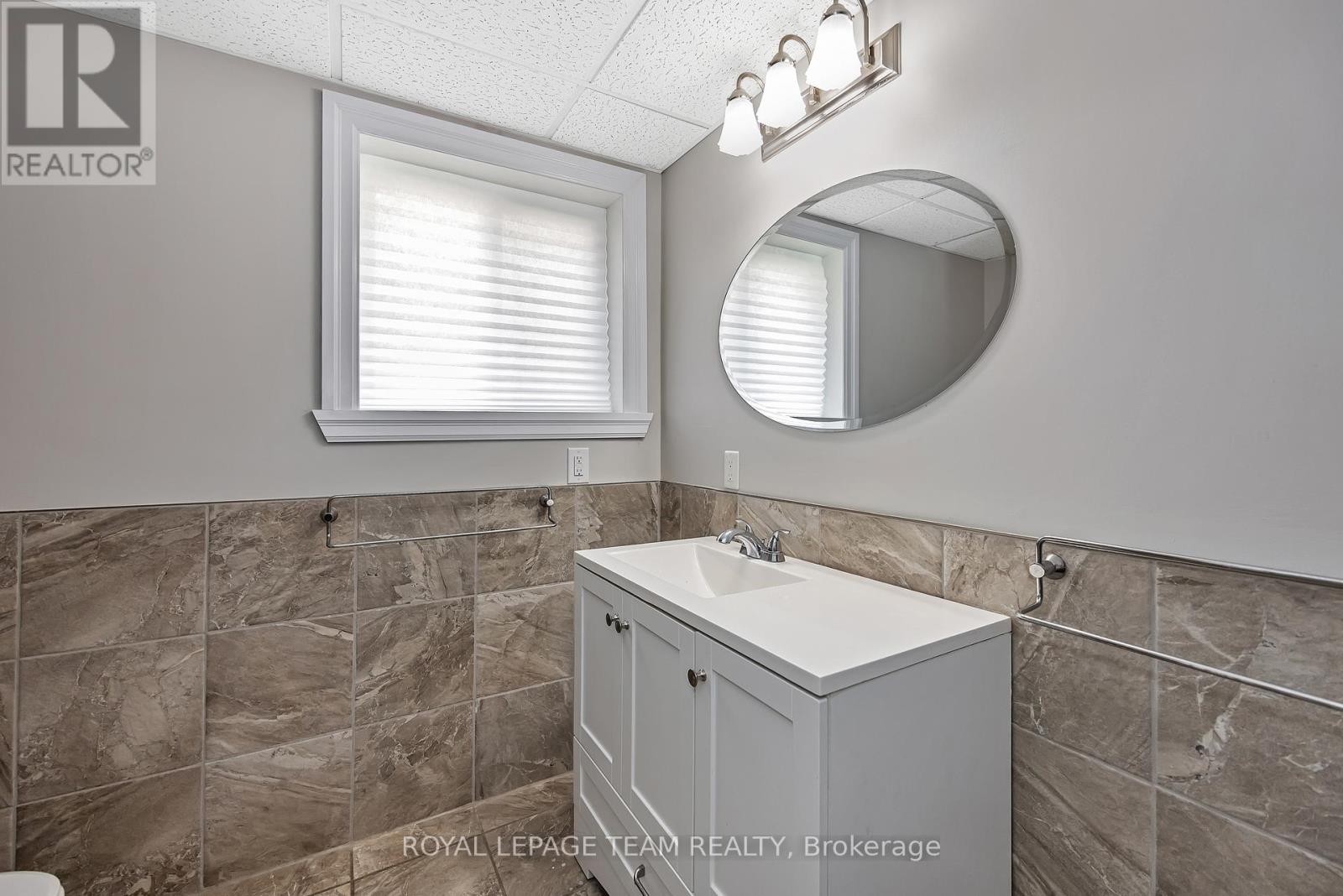 Photo 19 of 28 Barnhart Drive, South Stormont ON