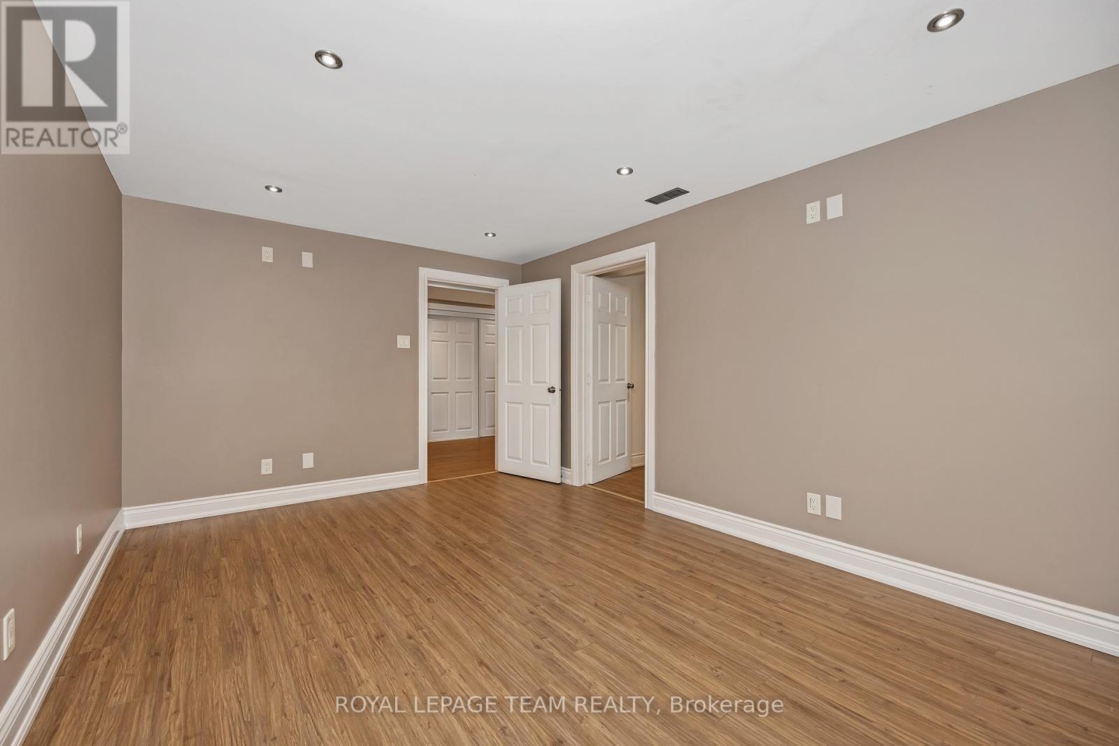 Photo 22 of 28 Barnhart Drive, South Stormont ON
