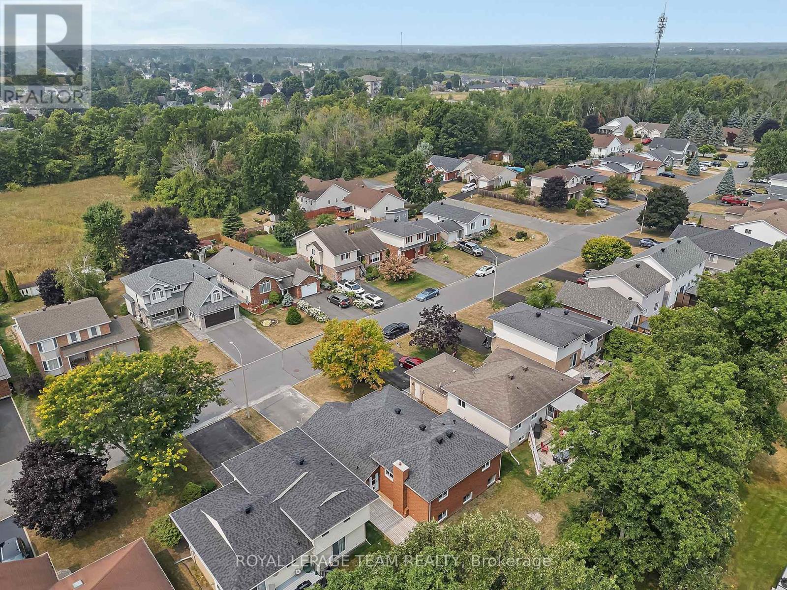 Photo 27 of 28 Barnhart Drive, South Stormont ON