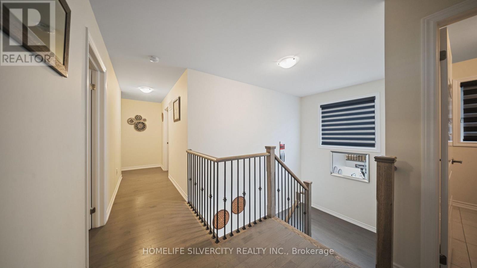 Photo 2 of 96 Strickland Avenue, Brantford ON