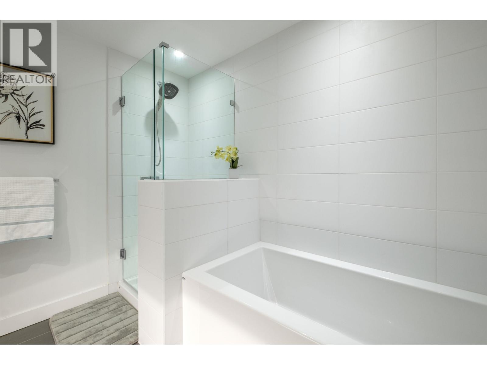 Photo 4 of 3518 Marine Way, Vancouver BC