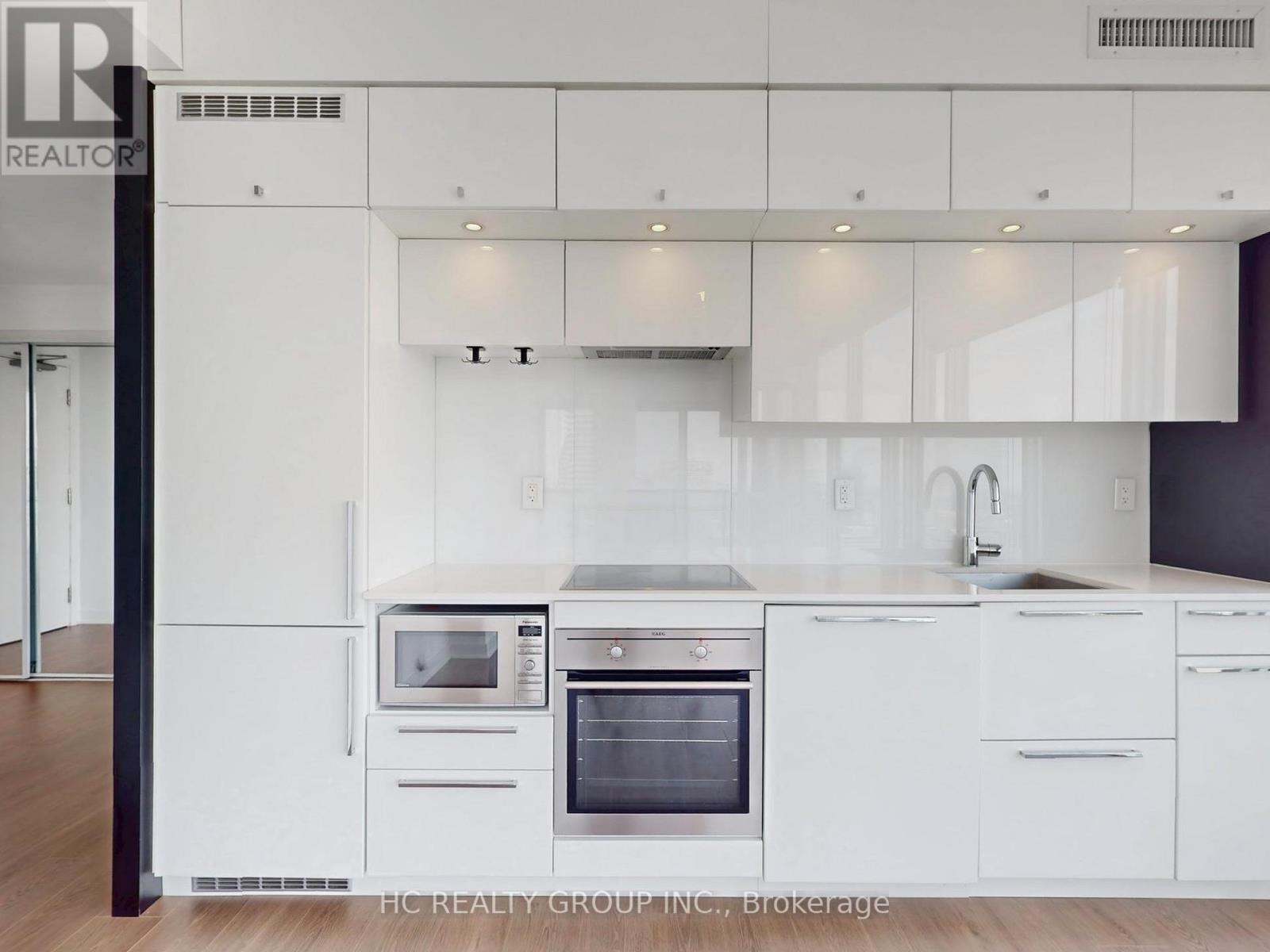 Photo 17 of 4804 15 Grenville Street, Toronto ON