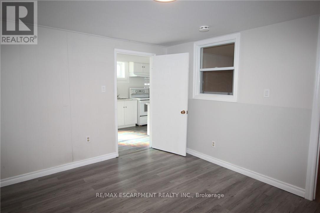 Photo 29 of 4 Purnell Drive, Hamilton ON