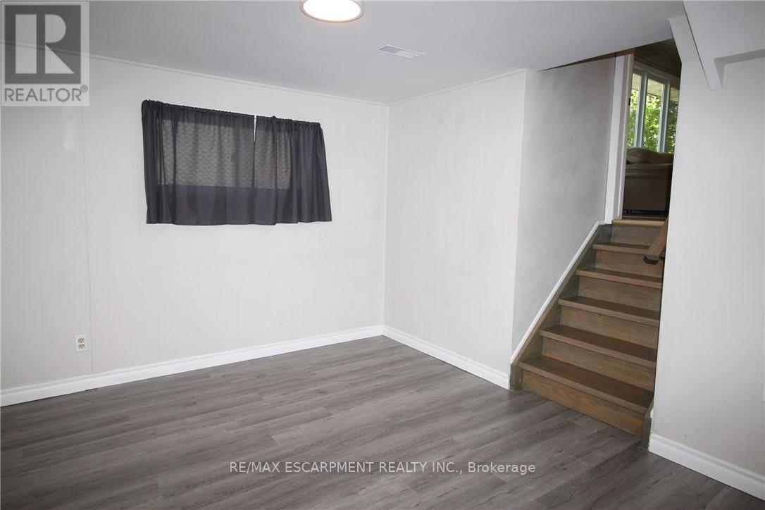 Photo 24 of 4 Purnell Drive, Hamilton ON