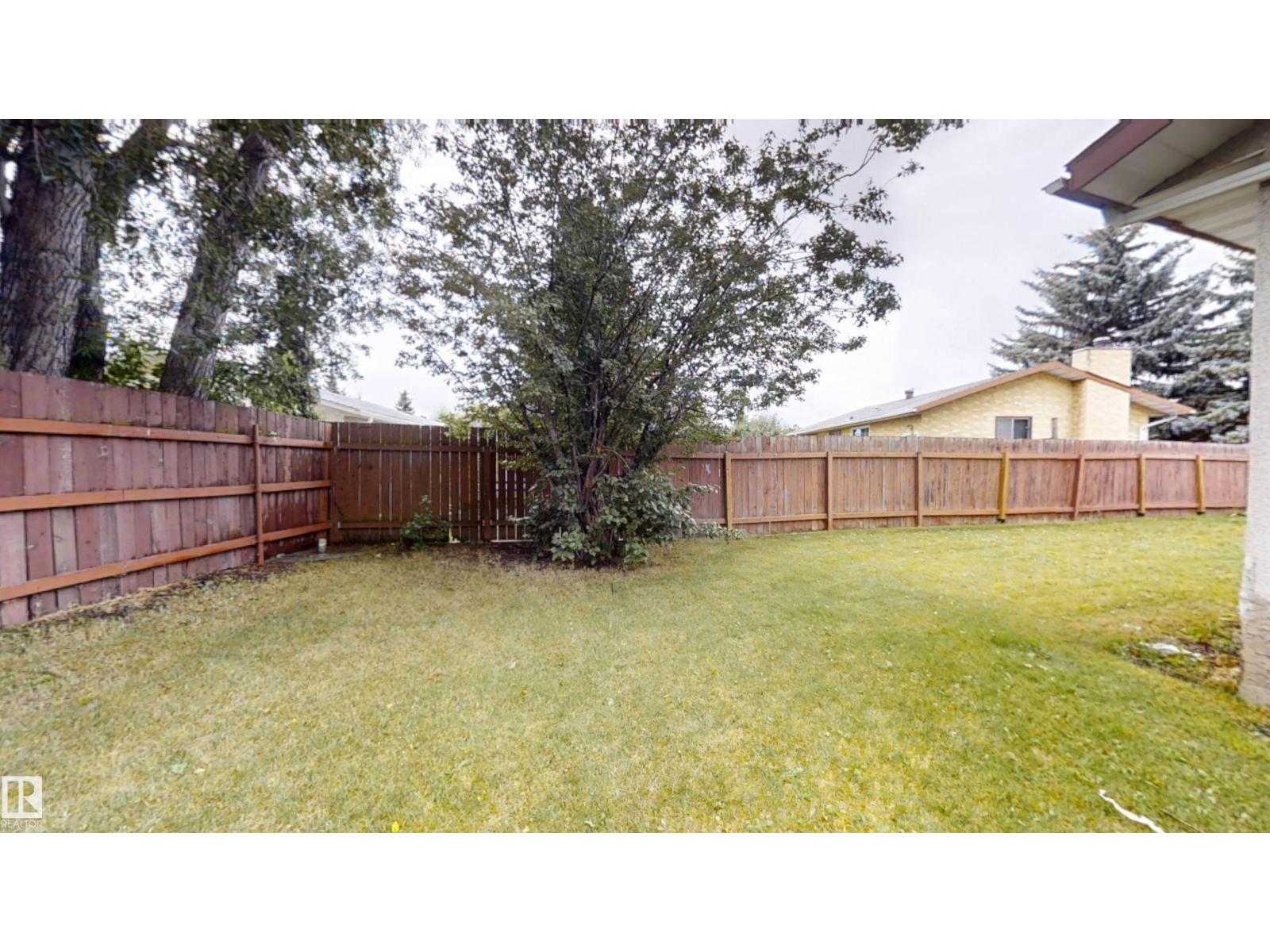Photo 47 of 12203 149 Av Nw, Edmonton AB