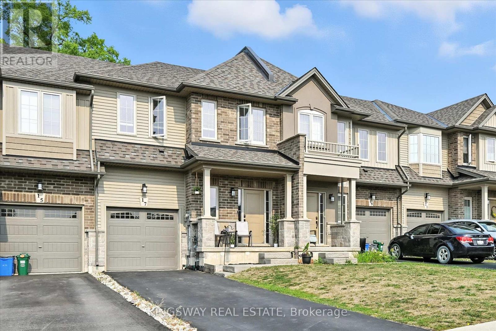 Photo 23 of 17 Dennis Drive, West Lincoln ON