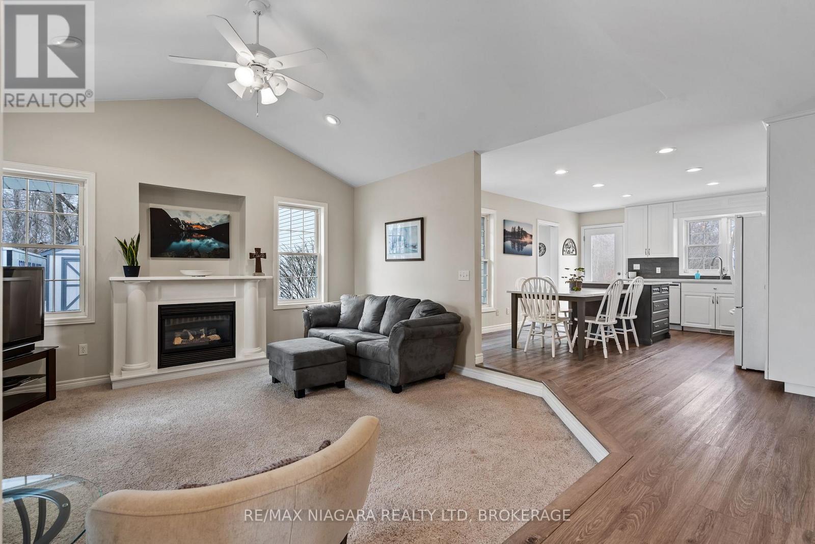 Photo 10 of 12262 Lakeshore Road, Wainfleet ON