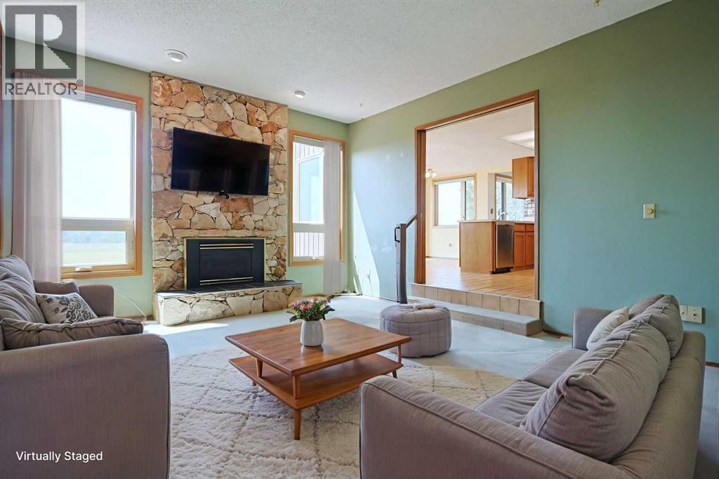 Single Family House for Sale in  Edgemont Drive NW Edgemont Calgary 