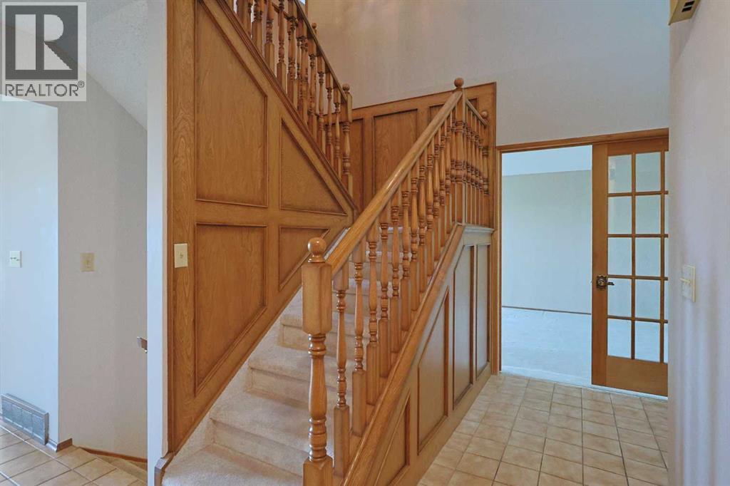 Single Family House for Sale in  Edgemont Drive NW Edgemont Calgary 
