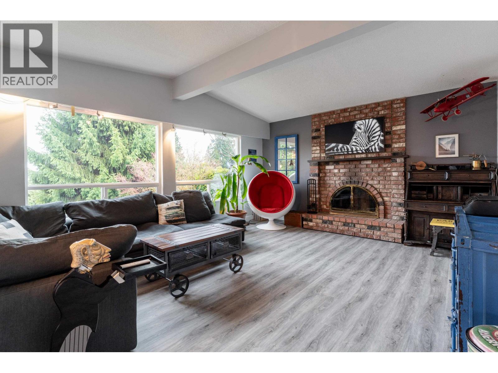 Photo 23 of 4164 Fairway Place, North Vancouver BC