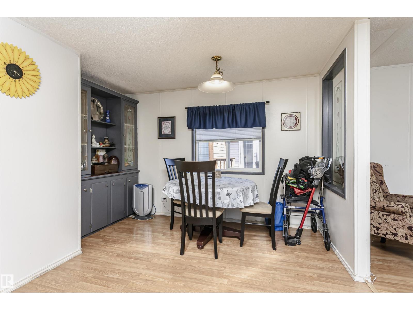 Photo 17 of 16 Willow Park Estates, Leduc AB