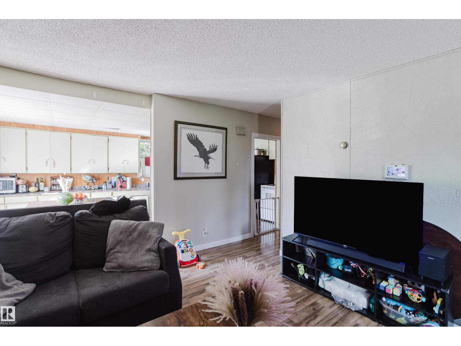 Photo 21 of 15630 105 Av Nw, Edmonton AB