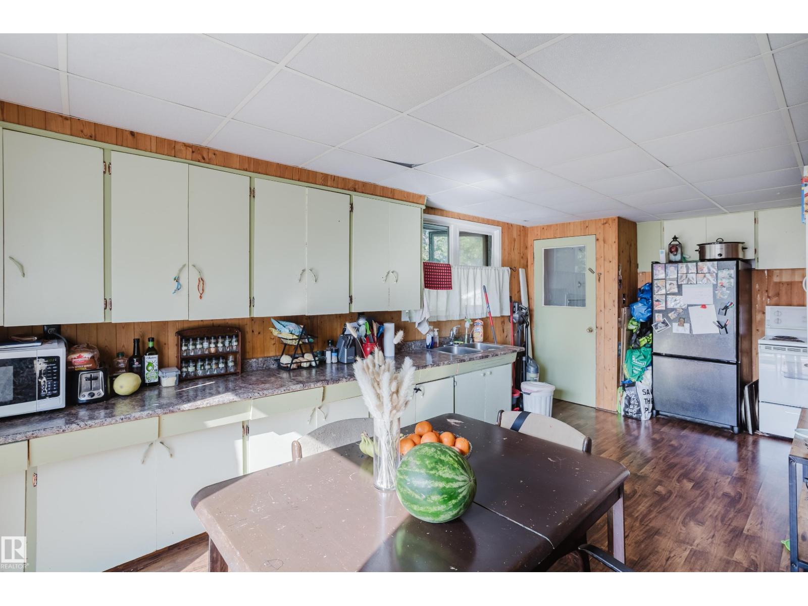 Photo 31 of 15630 105 Av Nw, Edmonton AB