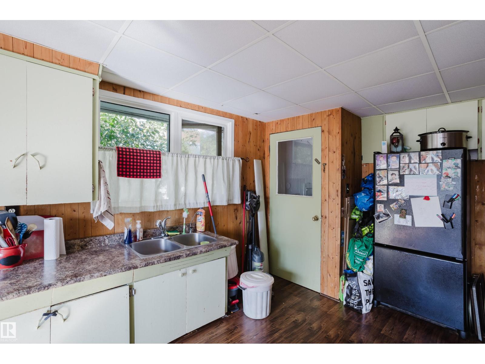 Photo 22 of 15630 105 Av Nw, Edmonton AB
