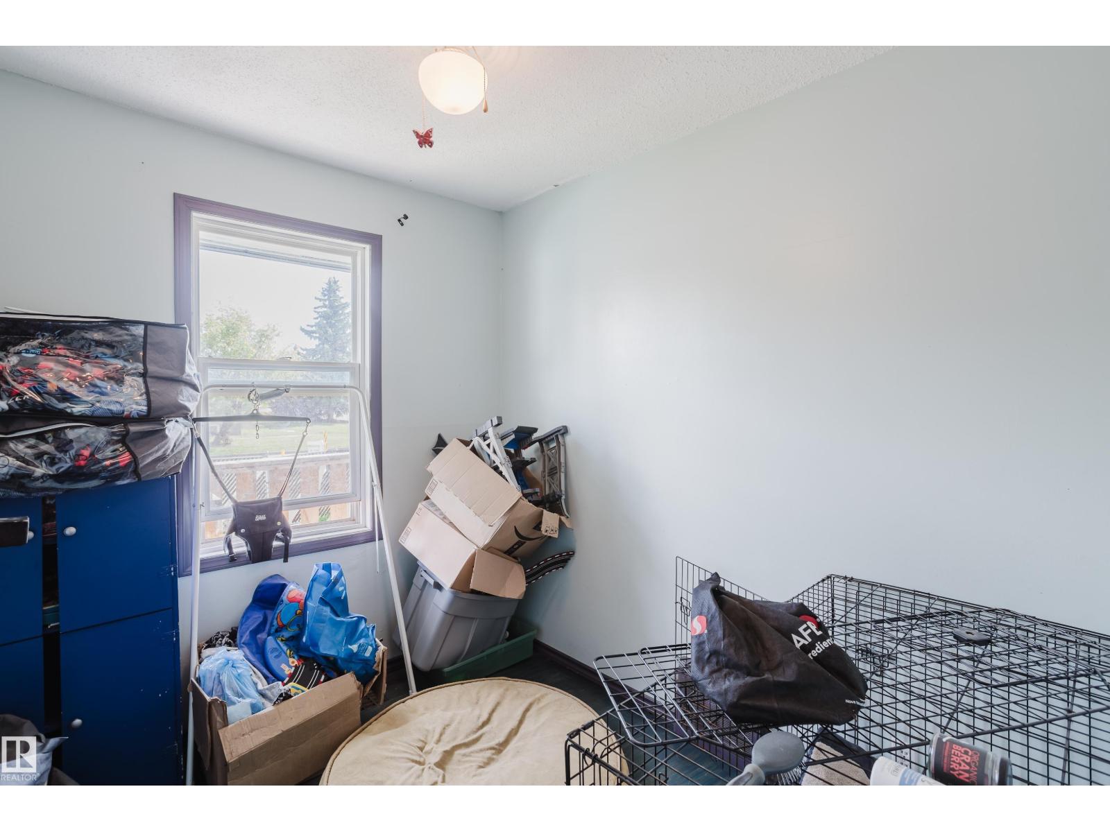 Photo 5 of 15630 105 Av Nw, Edmonton AB