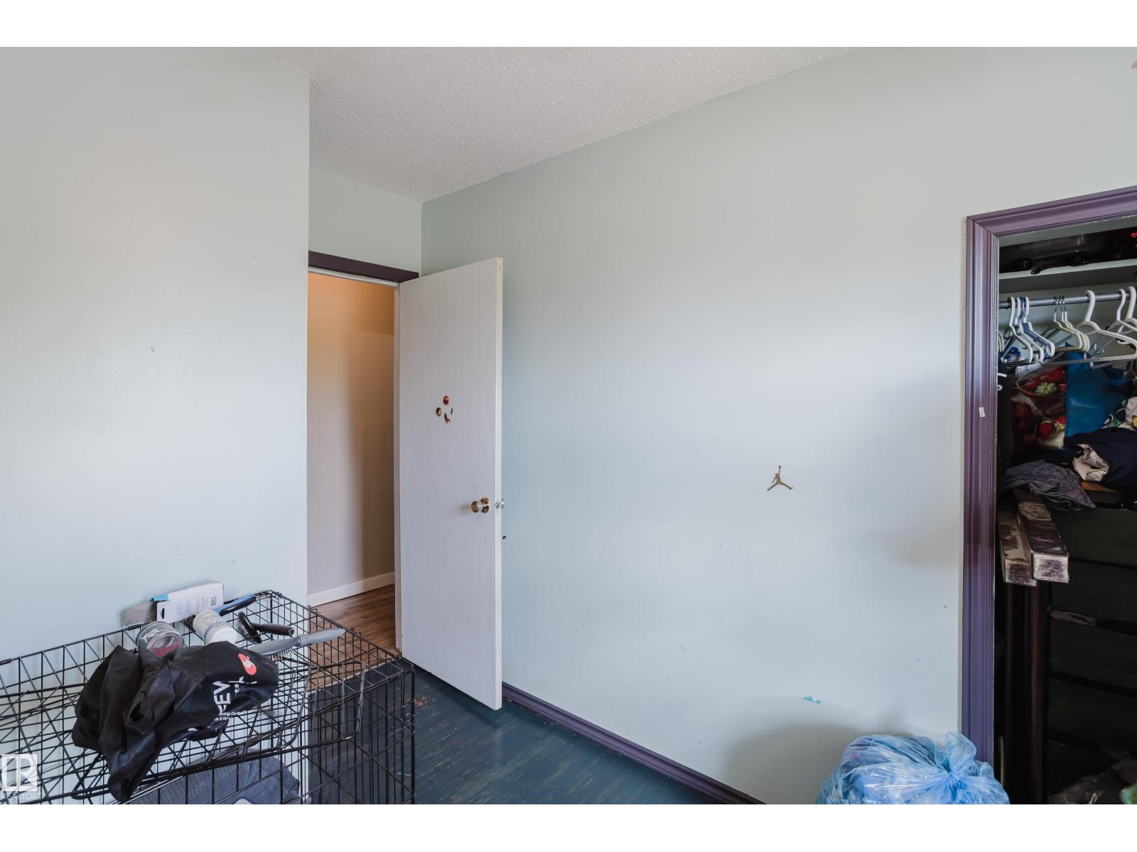 Photo 15 of 15630 105 Av Nw, Edmonton AB