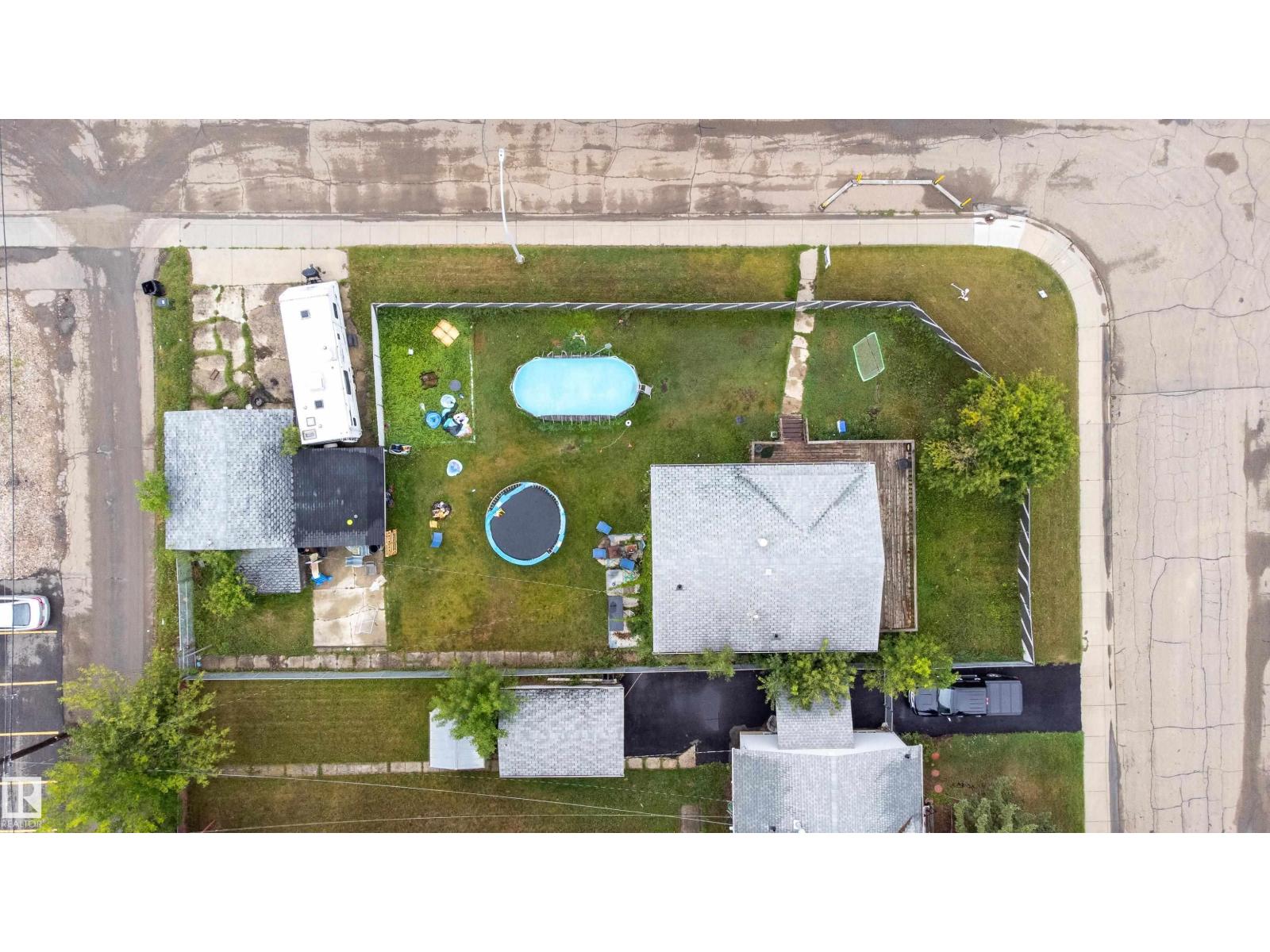 Photo 24 of 15630 105 Av Nw, Edmonton AB