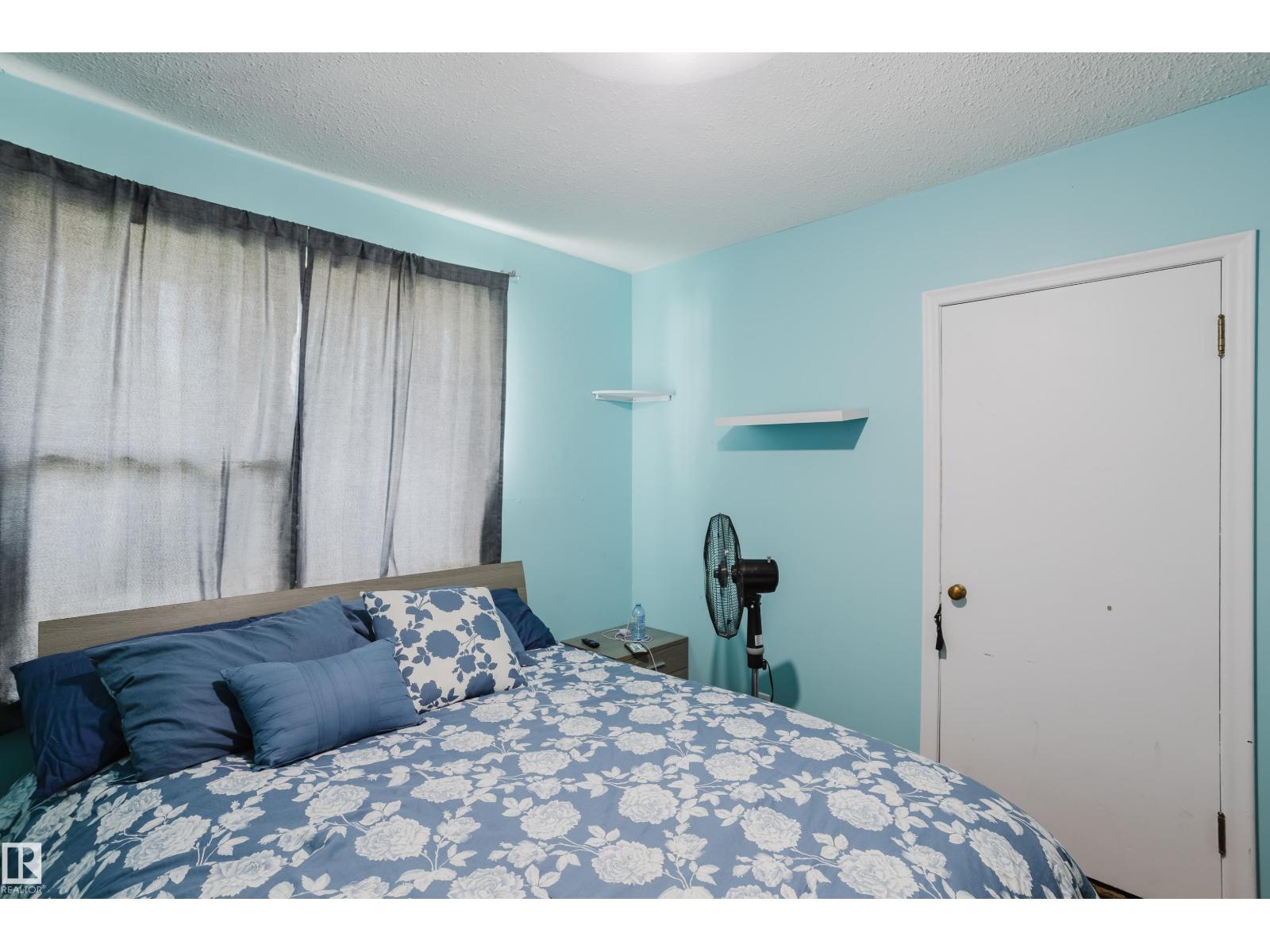 Photo 20 of 15630 105 Av Nw, Edmonton AB